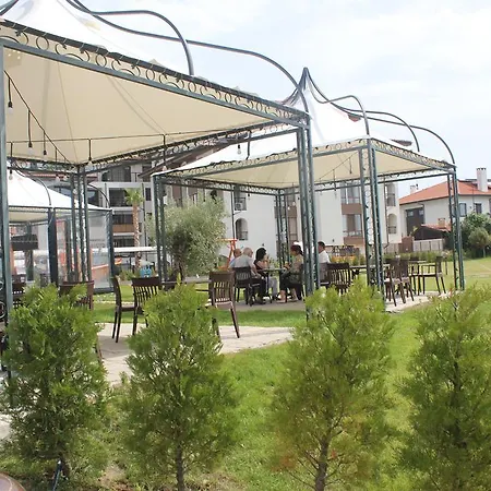 Sarafovo Sea Club Apartment Burgas